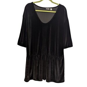 Hinge Black Velvet‎ Tunic Top Medium V Neck Pleated Peplum Short Sleeve